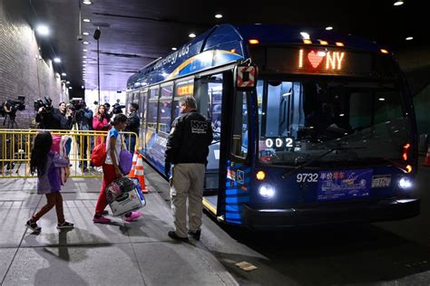 New migrant buses arrive in NYC from Texas