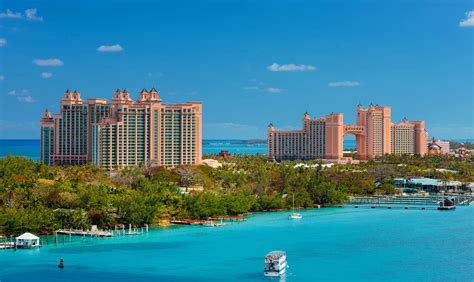 25 Best Things to Do in The Bahamas (for 2024)