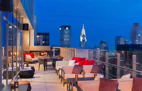 7 Best Rooftop Bars In Times Square | Enjoy Travel