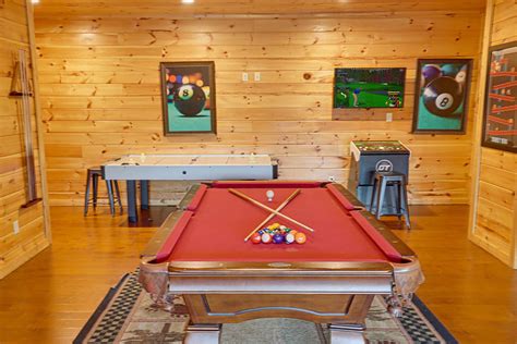 Gatlinburg Cabin - Majestic Peaks - 9 Bedroom - Sleeps 34