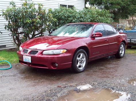 2002 Pontiac Grand Prix - Information and photos - MOMENTcar