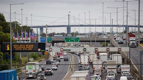 West Gate Bridge lane closures ends on New Year’s Eve | Herald Sun