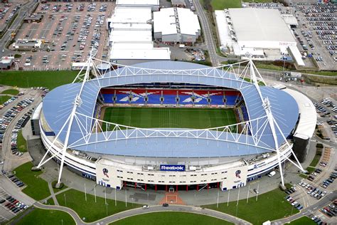 Bristol Rovers New Stadium : BBC News - Bristol Rovers fans form 'Black and Gold ... : 4 david ...