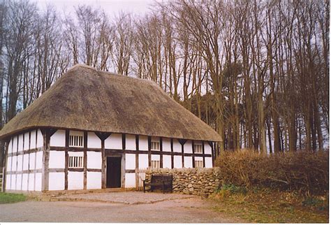 Abernodwydd Farmhouse, Museum of Welsh... © Colin Smith cc-by-sa/2.0 :: Geograph Britain and Ireland