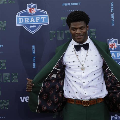 Lamar Jackson Looks Discouraged in Green Room at 2018 NFL Draft | News ...