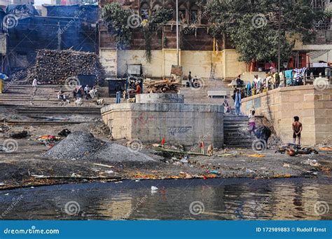 Varanasi, India - Dec 26, 2019: Cremation Of Bodies At The Manikarnika ...