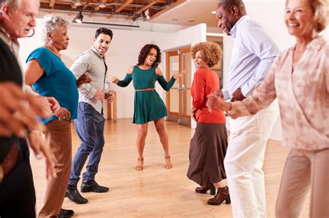 What are the Health Benefits of Dancing for Seniors?