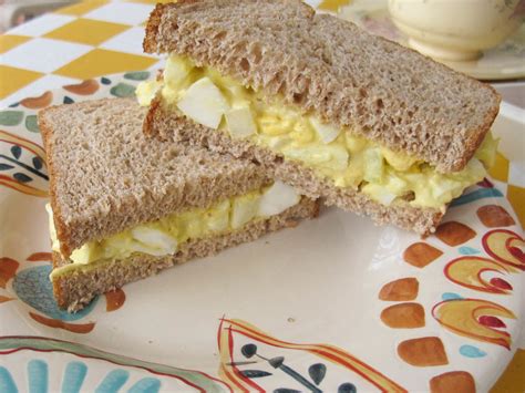 Easy egg salad sandwich recipe | Rosy Blu