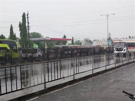 Weather changed suddenly in the afternoon | दोपहर बाद अचनाक बदला मौसम ...