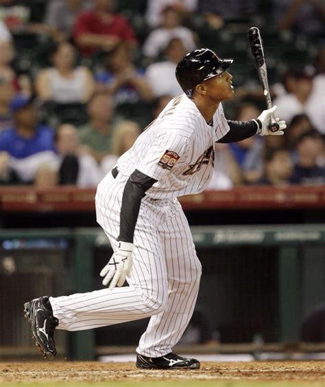 Justin Maxwell, first bat as an Astro, hit a homerun against the Braves. 4/9/12 | Major league ...