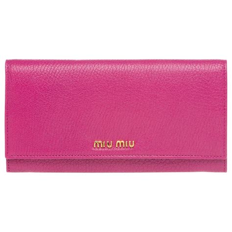 miu miu wallet | Miu miu wallet, Wallet, Leather credit card holder