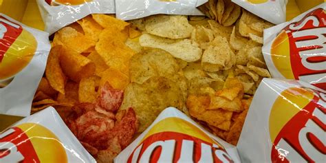 13 Things You Need To Know Before Eating Another Bag of Lay's