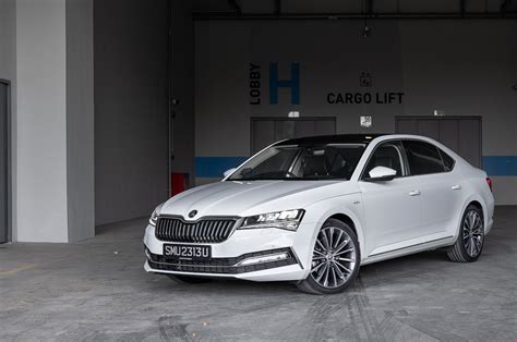 Skoda Superb L&K review: Like a boss, without the cost | Torque