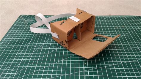 How to Make a Cardboard VR Headset : 6 Steps - Instructables