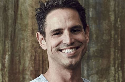 Greg Berlanti Signs New Warner Bros. Deal, $300 Million Thru 2024 | TVLine