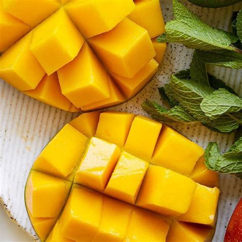 Mangoes contain generous amount of vitamin C to keep your immune system ...