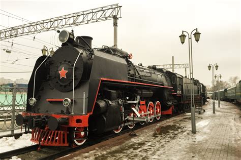 russian steam locomotive 2 - Awesome Explorations