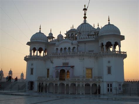 Anandpur Sahib - Wikipedia