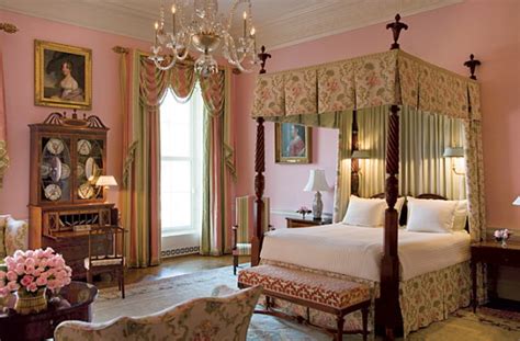 The Queen’s Bedroom | The Enchanted Manor