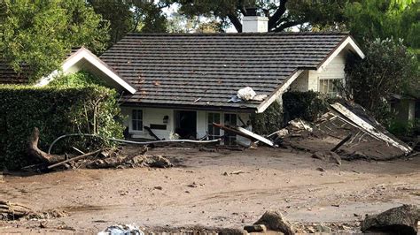 100 homes destroyed in California floods - ABC30 Fresno