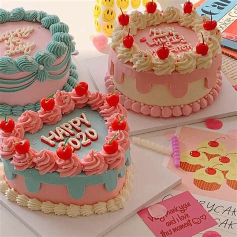 Pin by Byronie Mcmahon on •Food&Drink | Frog cakes, Pretty birthday cakes, Cute birthday cakes