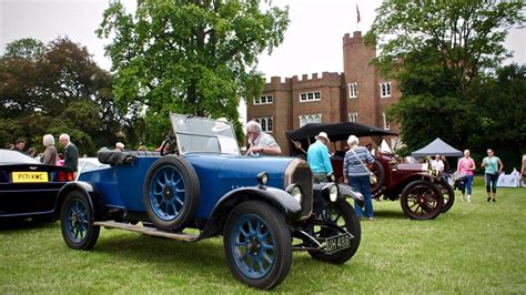 Car show opens castle events season | Local News | Discover Hertford Online