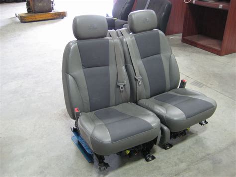 2003 Chevy Trailblazer Front LH RH Pair Bucket Seats Pewter Leather Oem Envoy | eBay