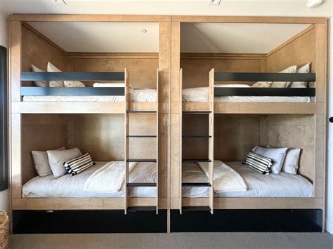 Modern Bunk Room With Built-in Bunk Beds Which Sleeps 8 | Etsy