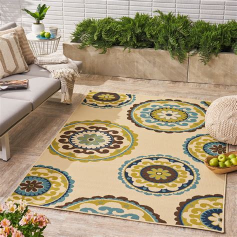 Indoor/ Outdoor Floral 5 x 8 Area Rug, Ivory,Multicolored - Walmart.com