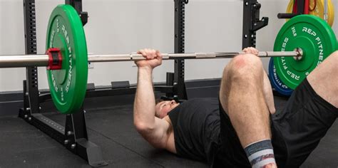 4 Bench Press Variations When You Have Shoulder Discomfort | BarBend