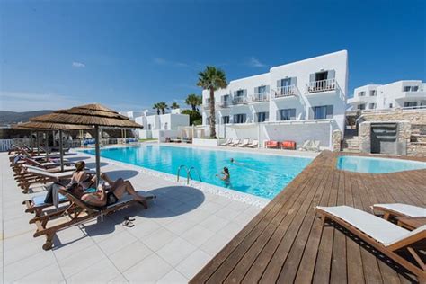 PAROS BAY HOTEL (AU$143): 2023 Prices & Reviews (Parikia, Greece) - Photos of Hotel - Tripadvisor