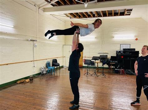 The Lift: How the iconic Dirty Dancing move became couples' favourite first dance at weddings