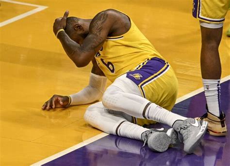 LeBron James faces major surgery after Los Angeles Lakers star hinted ...