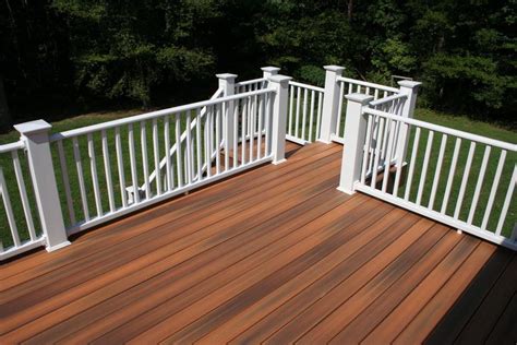 Vinyl Railing Systems from Color Guard Railing | Vinyl & Aluminum Deck Railing