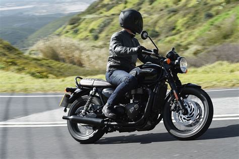 2016 Triumph Bonneville T120 FIRST RIDE Review | Cycle World