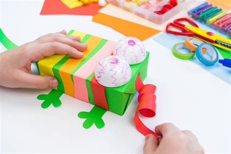 Manualidades para niños: manualidad con cartón para festejar el Día del ...