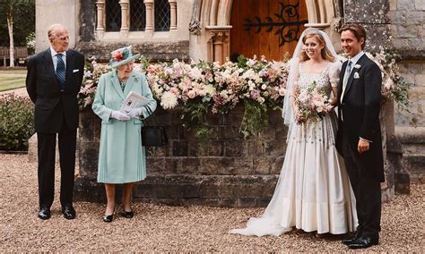 Princess Beatrice and Edoardo Mapelli Mozzi's official wedding photos ...