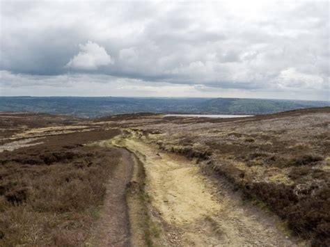 A walking guide of Ilkley Moor, Cow and Calf and the Twelve Apostles