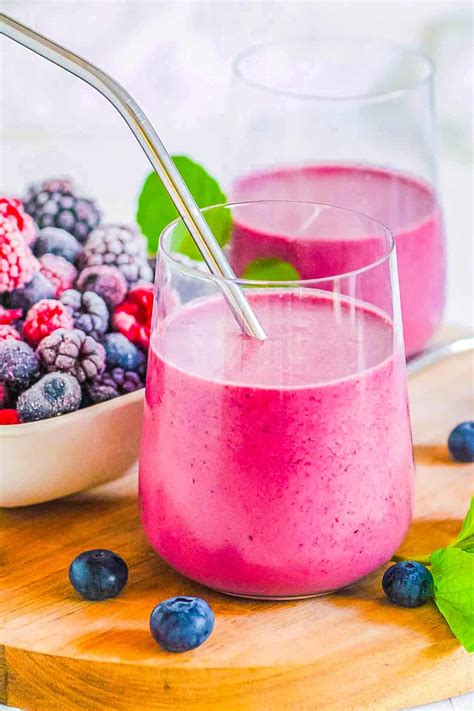 Mixed Berry Smoothie | The Picky Eater - غذای رژیمی