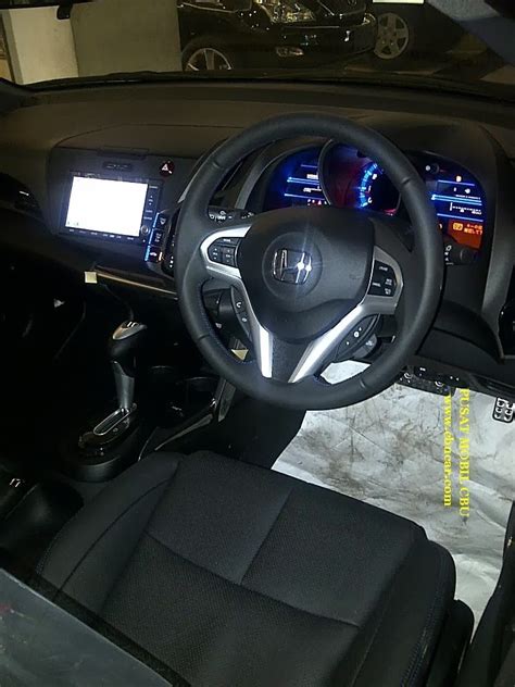 Keren Mobil Honda CR-Z Hybrid Beserta Interior Terbaru