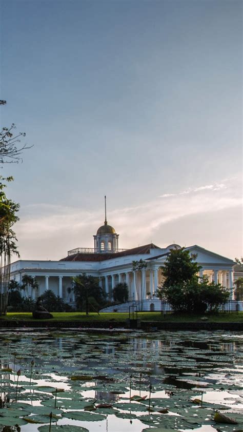 Download "Bogor Palace" wallpapers for mobile phone, free "Bogor Palace" HD pictures