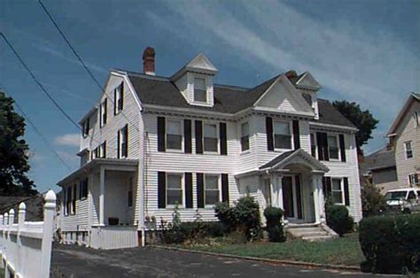 Gloucester historic houses – 17th & 18th Century houses of Essex County ...