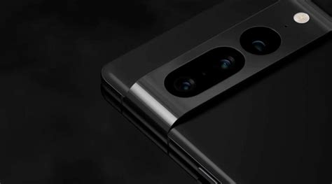 Pixel 7 Pro design video parades Obsidian, Snow, and Hazel