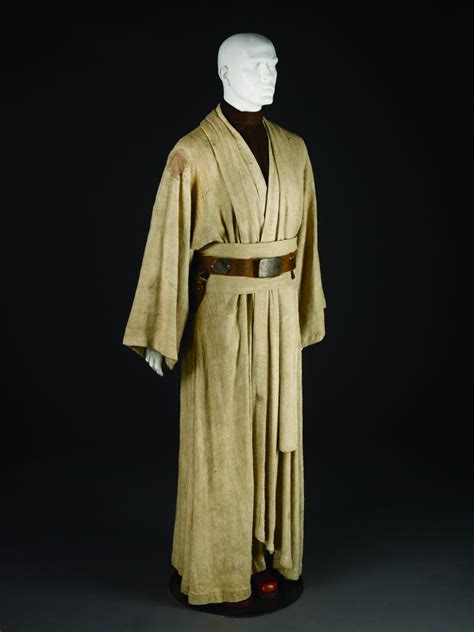 Sir Alec Guinness' Obi-Wan Kenobi Costume To Feature In Kimono Exhibit ...