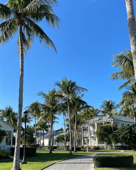 Resort Review: Sunset Key Cottages in Key West - Southern Curls & Pearls