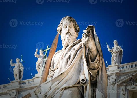 Statue of Apostle Paul near St Peter Basilica 11687771 Stock Photo at Vecteezy