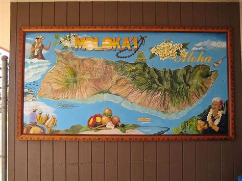 Molokai Airport: Island Map / Aloha Sign | Island map, Molokai, Aloha sign