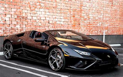 Rent Lamborghini in Miami Beach - Pugachev Luxury Car Rental