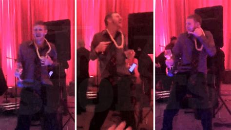 MLB Superstar Chris Sale's 'Call Me Maybe' Dance-Off -- EPIC [VIDEO]