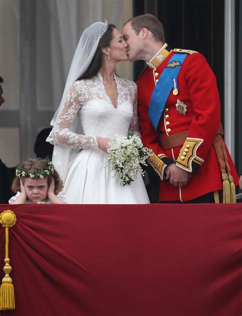 8 Best Moments From Prince William & Kate Middleton's Royal Wedding